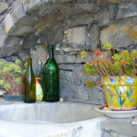 - Casa Del Ciliegio Girasolr Holiday home Badalucco